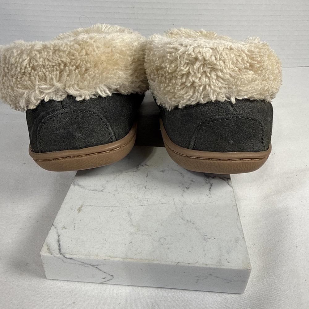 Minnetonka Fuzzy Moccasins size 7 Women's  Cozy Slippers Heather - Picture 5 of 8